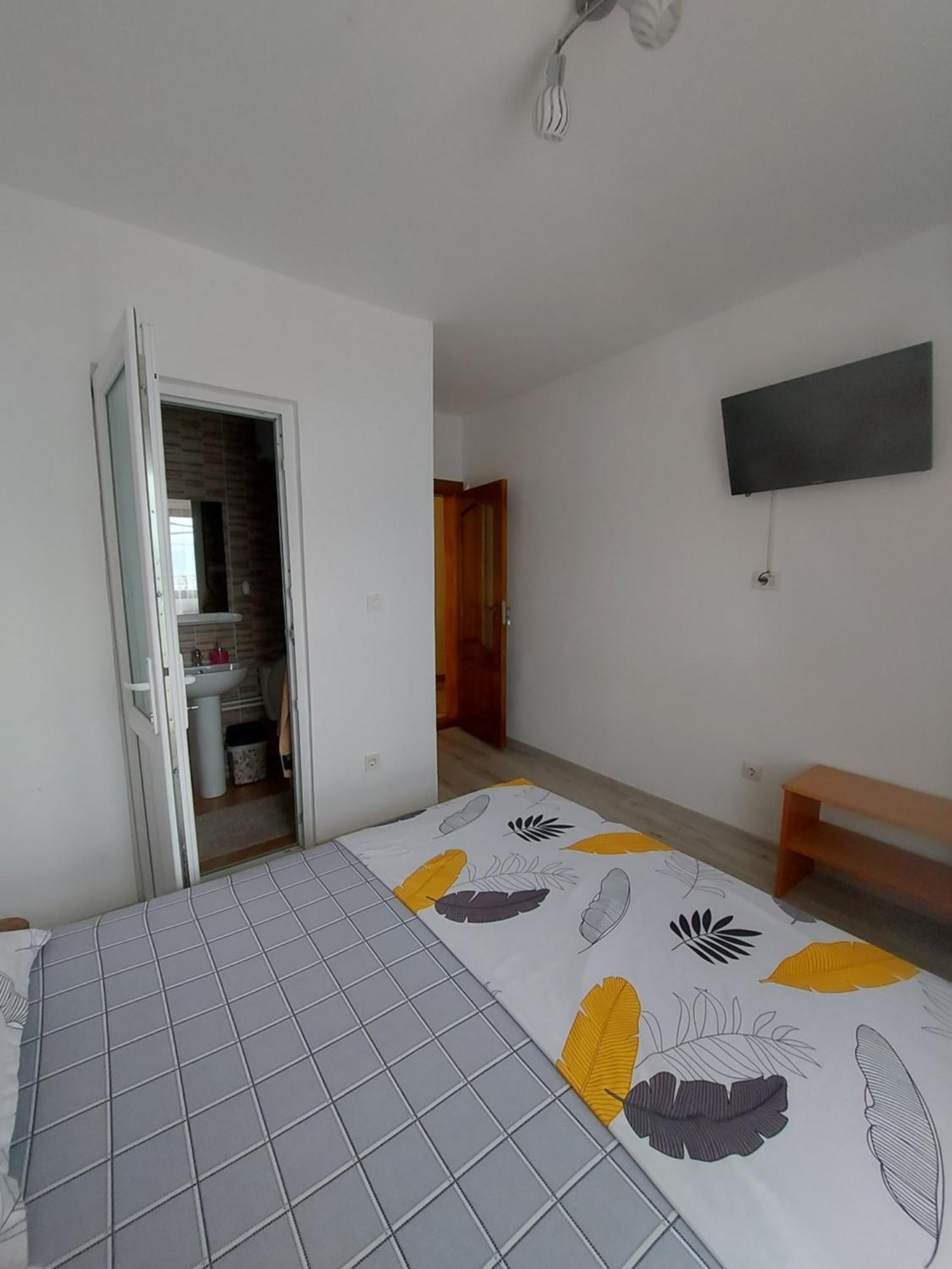 Casa Dalys Hotell Orşova Exteriör bild