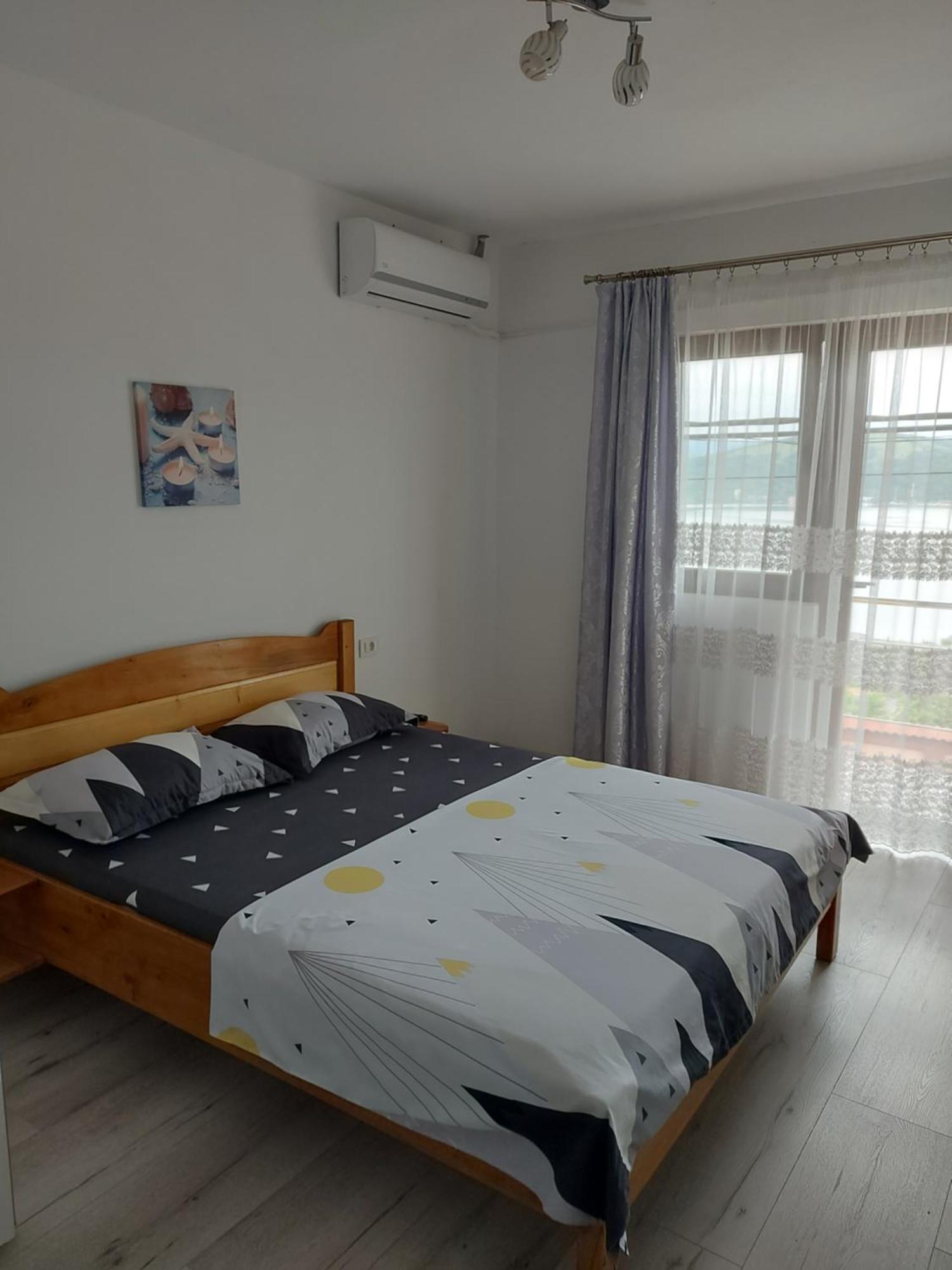Casa Dalys Hotell Orşova Exteriör bild